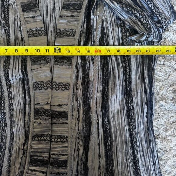 3 for $15 Chico's Metallic Silver Black Embellishments Open Front Jacket M - Picture 7 of 8